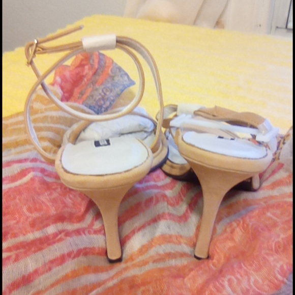 Colin Stuart Shoe's - Picture 4 of 5